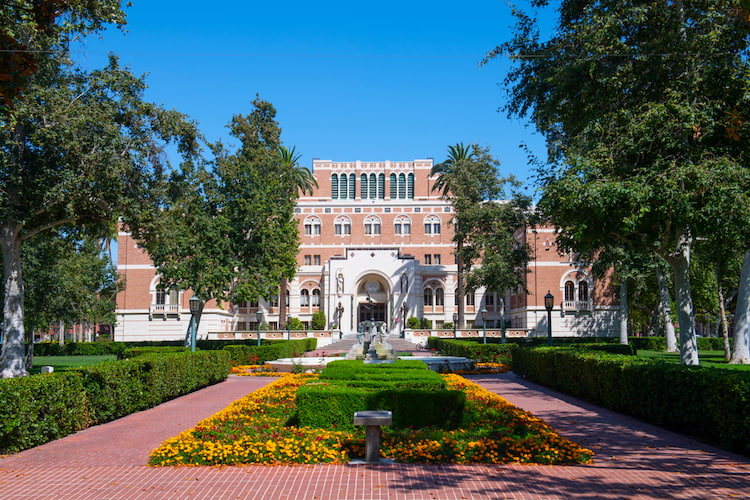 the edward l. doheny jr. memorial library on university of southern california's campus