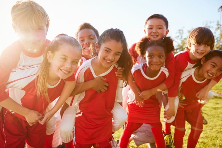 5 Tips for Improving Teamwork on Your Youth Sports Team, group sport 