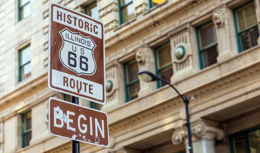 A road sign at the beginning of Route 66