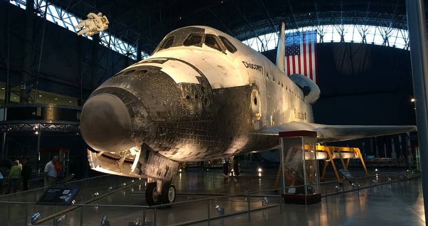 Space Shuttle Discovery at Steven F. Udvar-Hazy Center. the 