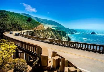 Your Guide to a Group Road Trip on the Pacific Coast Highway
