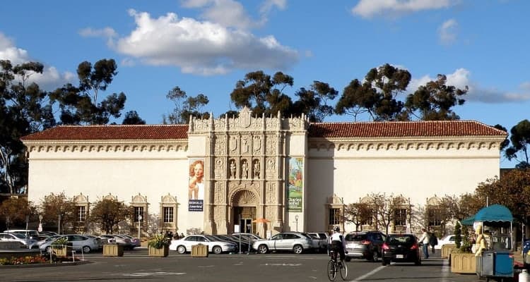 balboa park visitor center and parking lot