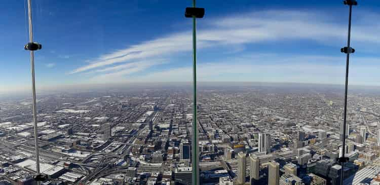 A view of Chicago from the Willis Tower skydeck