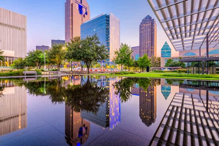 A lakefront view in the dallas museum and arts district